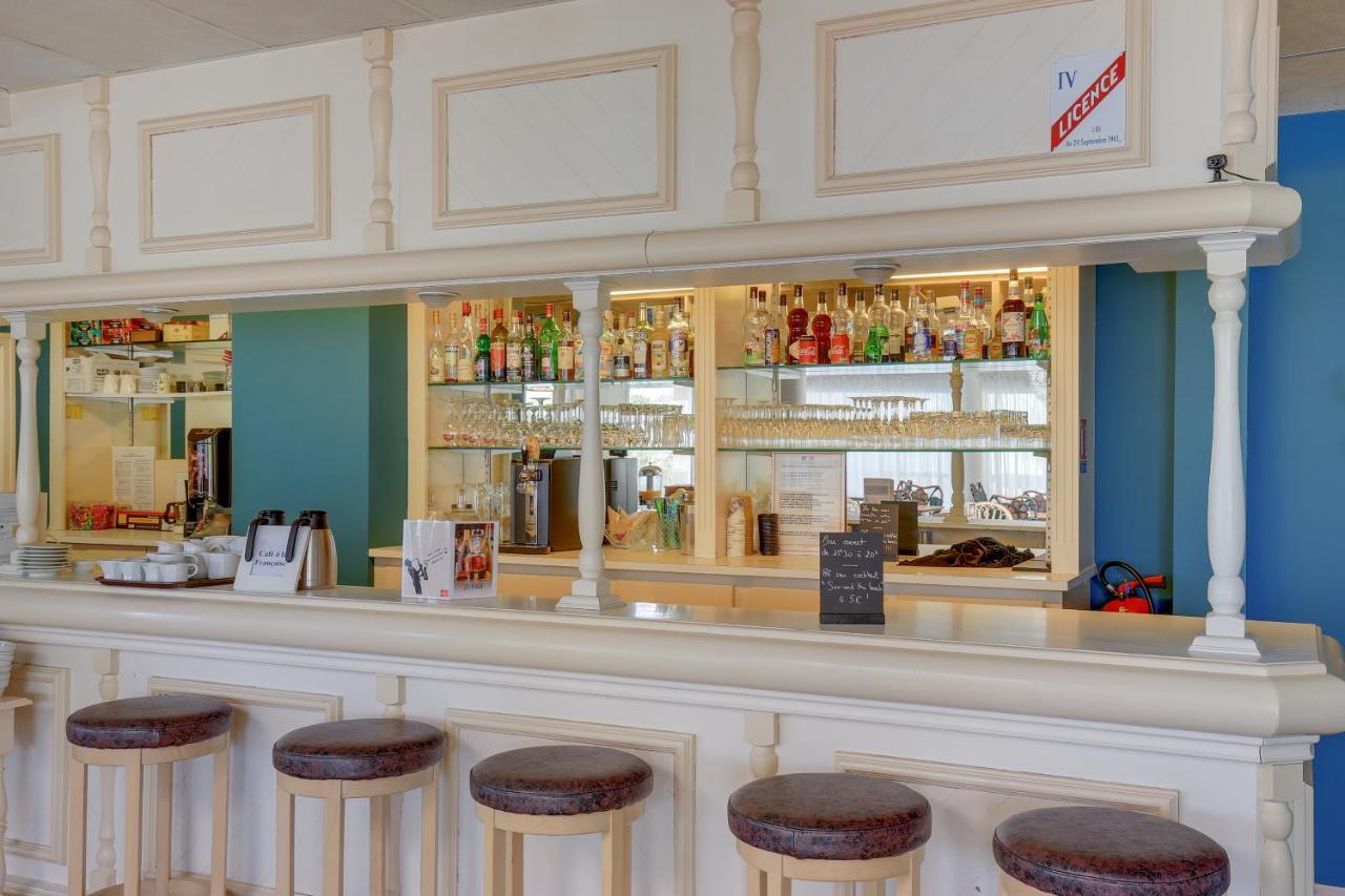 Hotel Arcadia Lannion Bagian luar foto