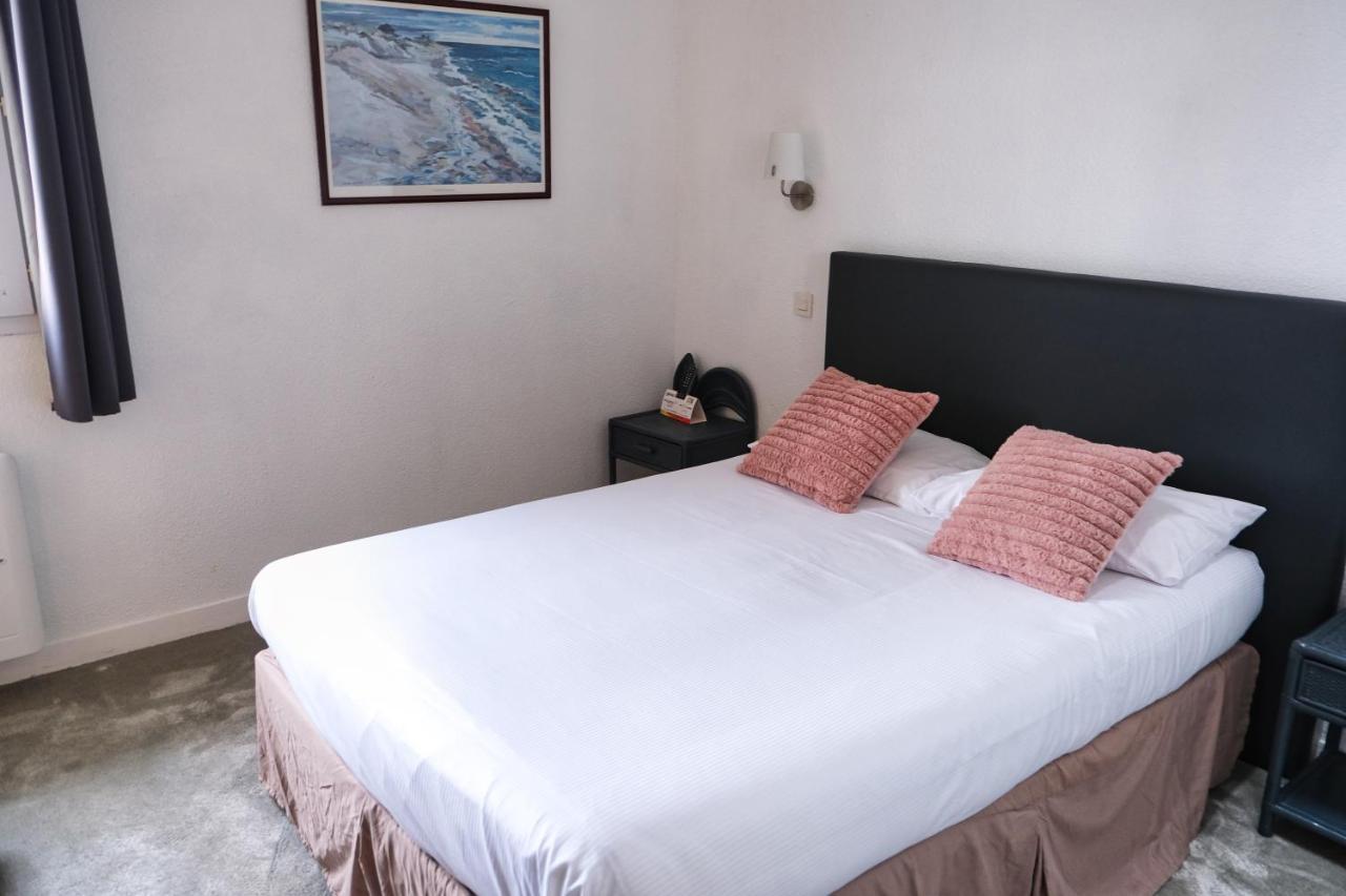 Hotel Arcadia Lannion Bagian luar foto