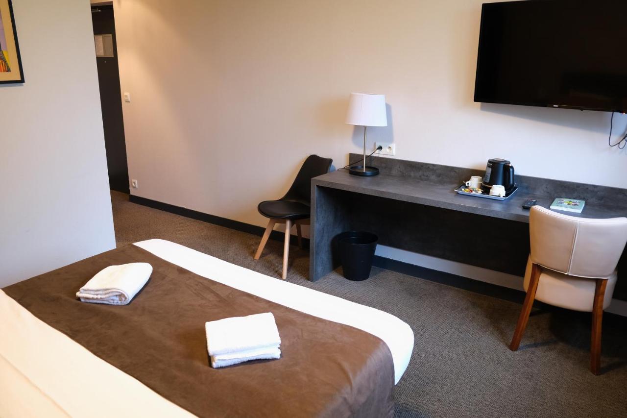 Hotel Arcadia Lannion Bagian luar foto